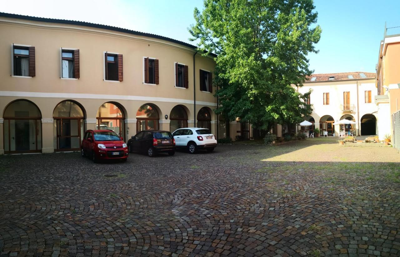 Hotel Casa Santa Caterina E Sant Antonio à Padoue Extérieur photo