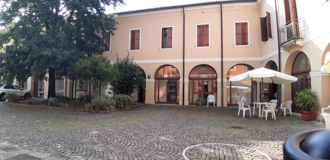 Hotel Casa Santa Caterina E Sant Antonio à Padoue Extérieur photo
