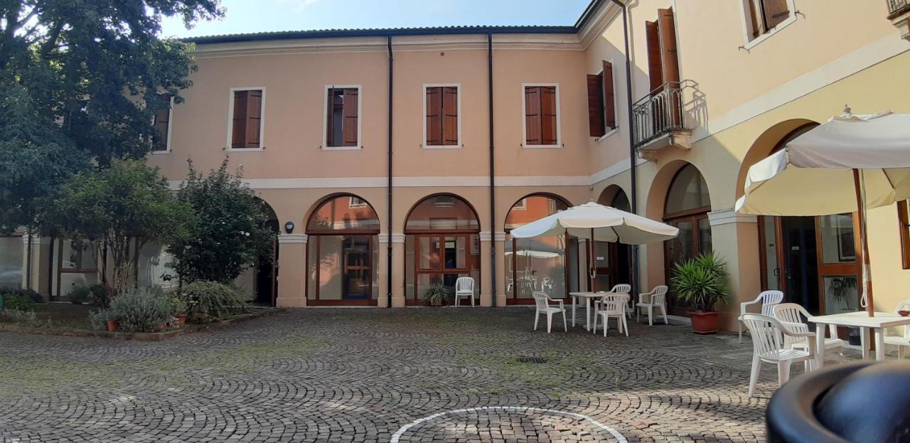 Hotel Casa Santa Caterina E Sant Antonio à Padoue Extérieur photo