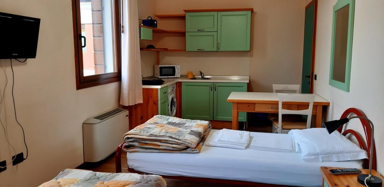 Hotel Casa Santa Caterina E Sant Antonio à Padoue Extérieur photo