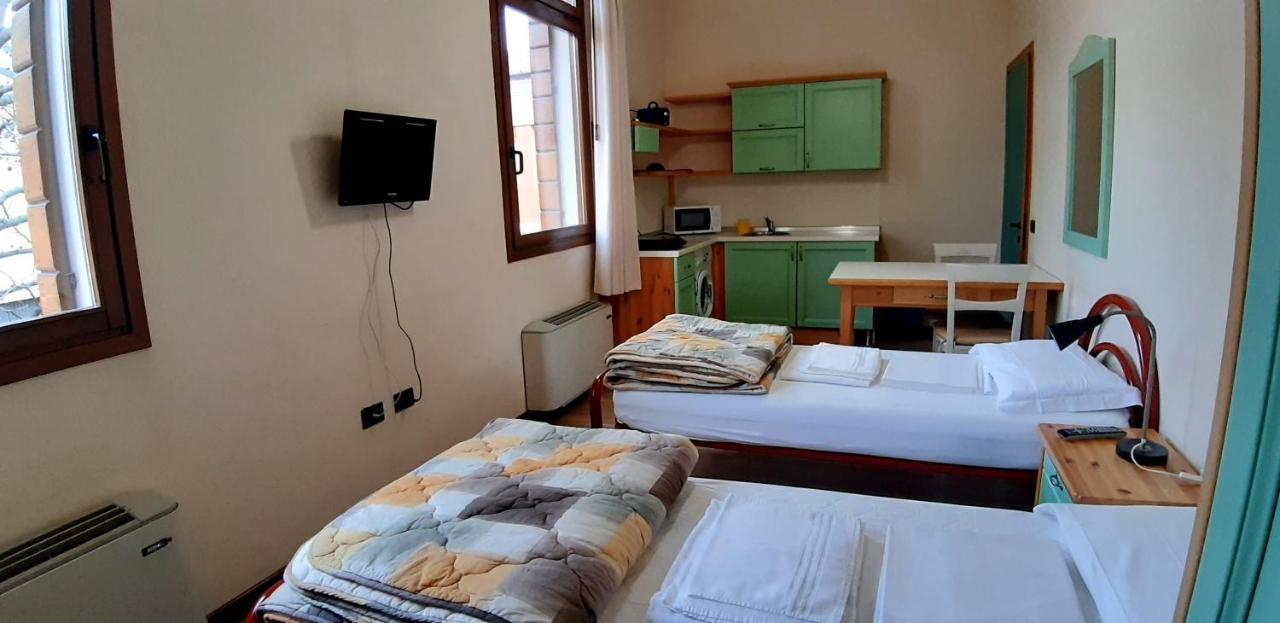 Hotel Casa Santa Caterina E Sant Antonio à Padoue Extérieur photo