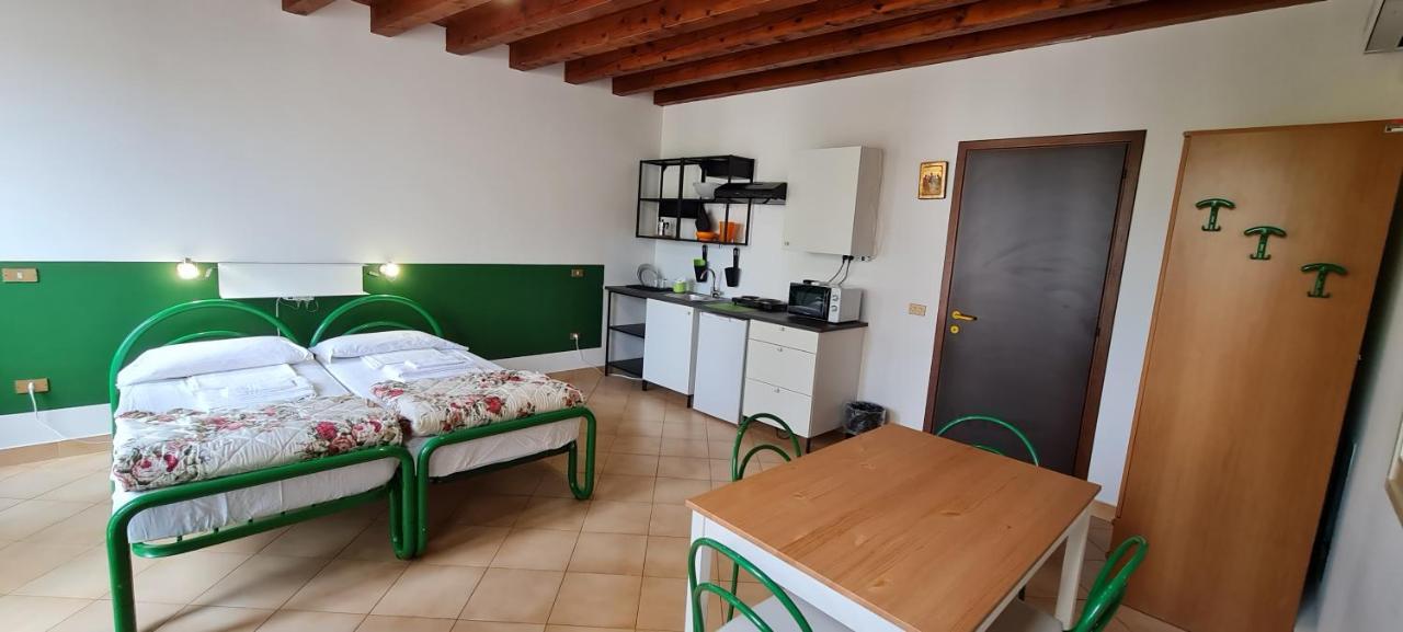 Hotel Casa Santa Caterina E Sant Antonio à Padoue Extérieur photo