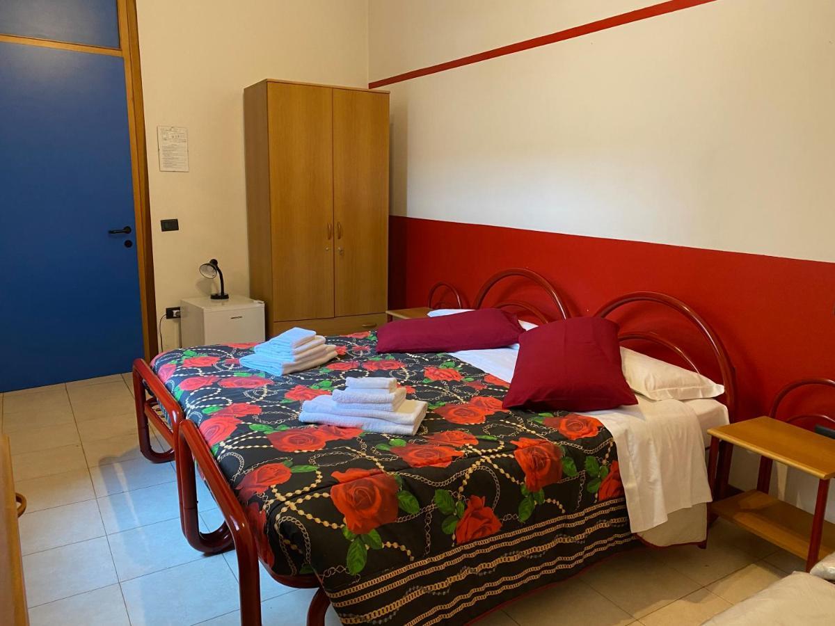 Hotel Casa Santa Caterina E Sant Antonio à Padoue Extérieur photo