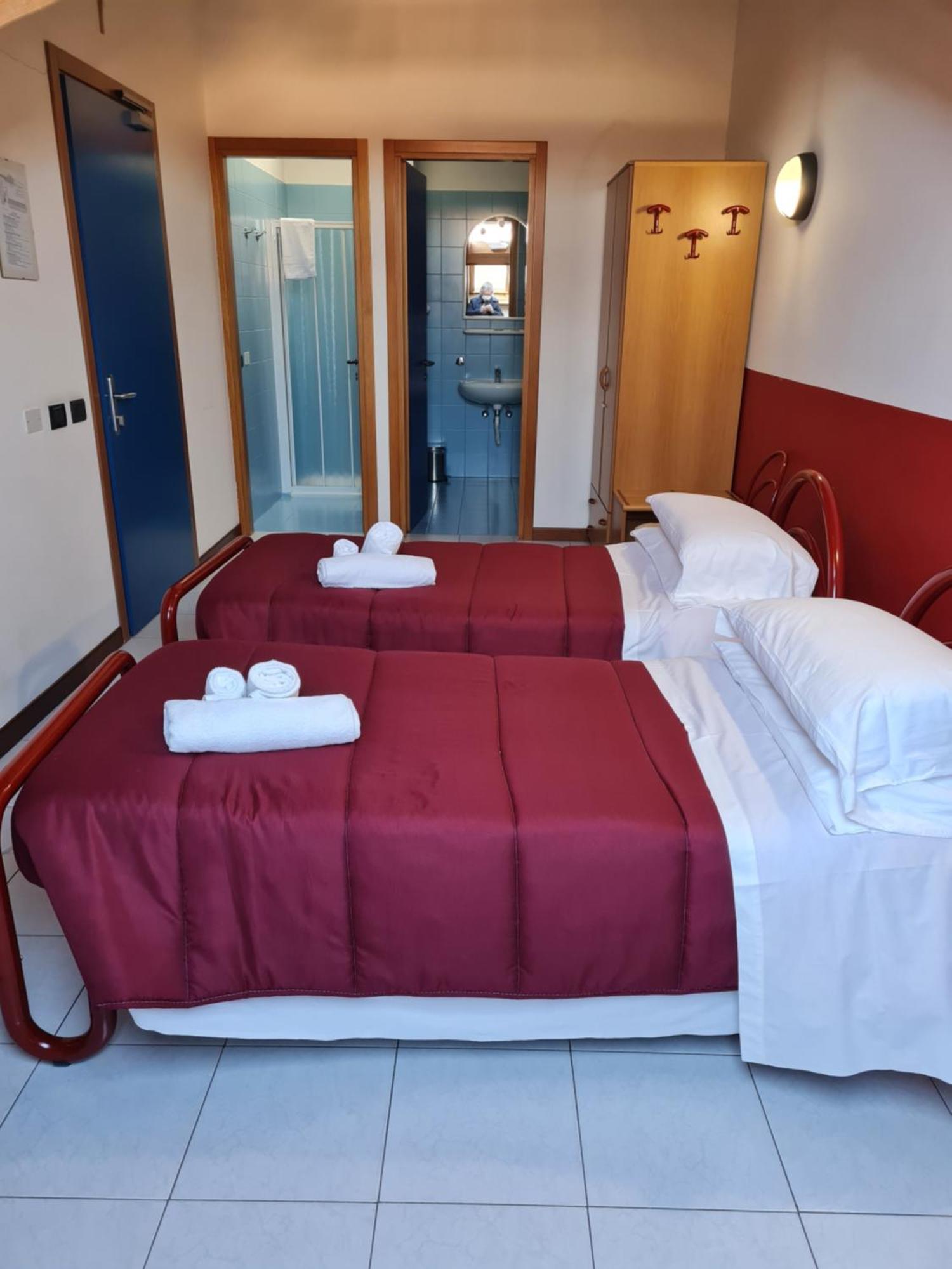 Hotel Casa Santa Caterina E Sant Antonio à Padoue Extérieur photo