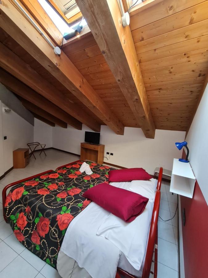 Hotel Casa Santa Caterina E Sant Antonio à Padoue Extérieur photo