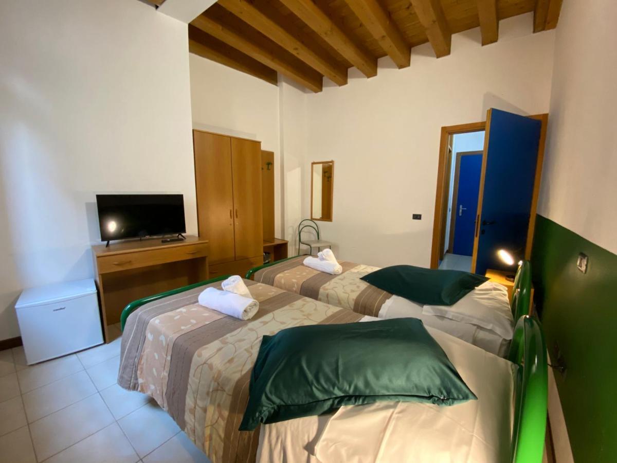 Hotel Casa Santa Caterina E Sant Antonio à Padoue Extérieur photo